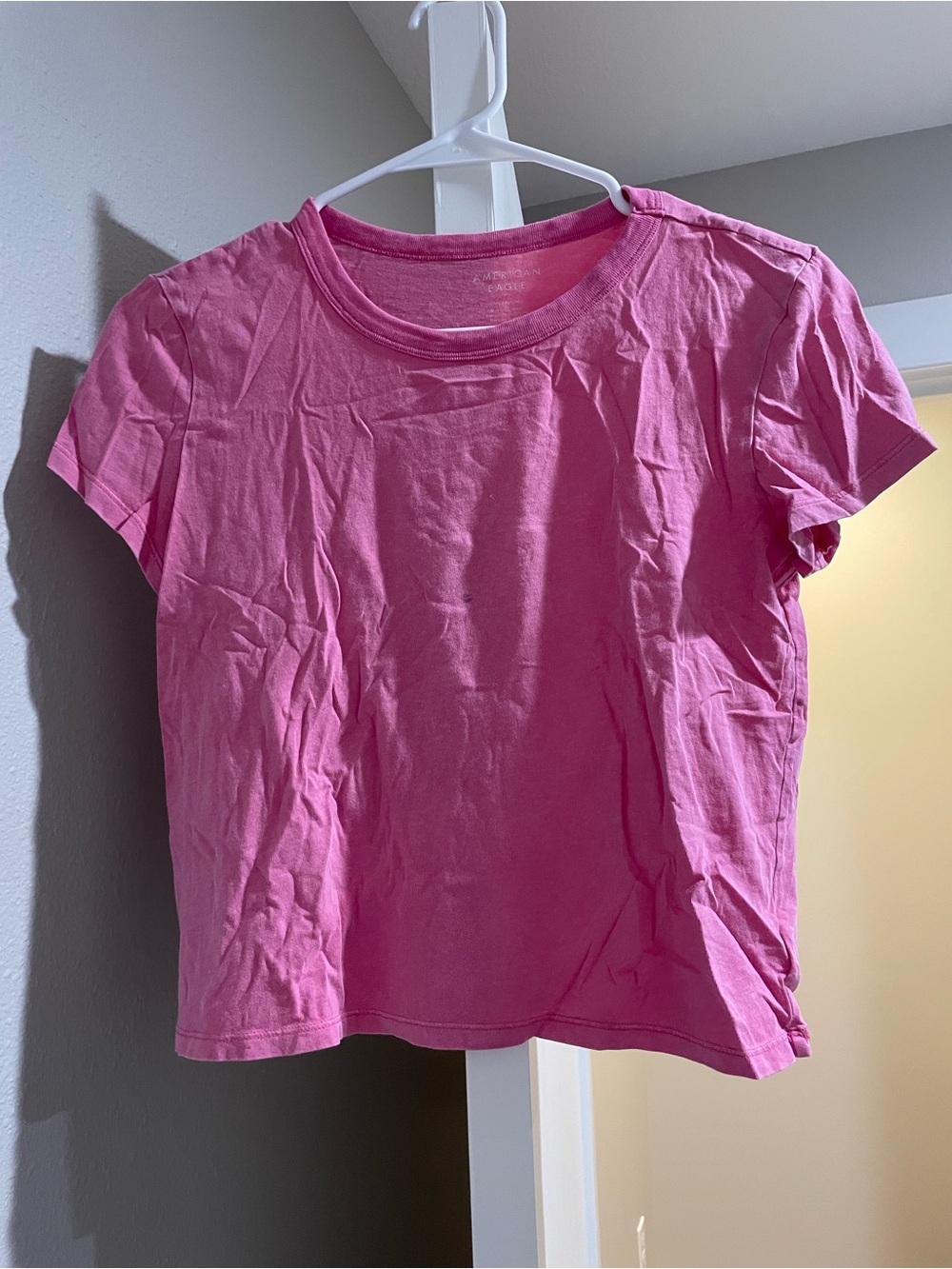 American Eagle Outfitters Pink Crew Neck Tee